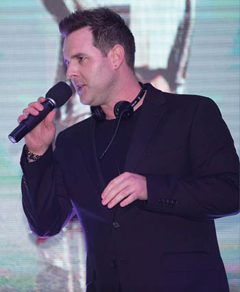 Entertainment from Patrick Smith