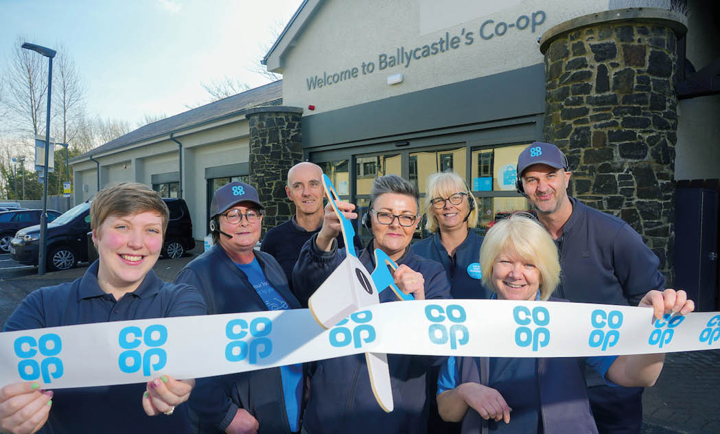 Co Op Food 46562 :  Ballycastle  Nicola Northcott - Manager & team