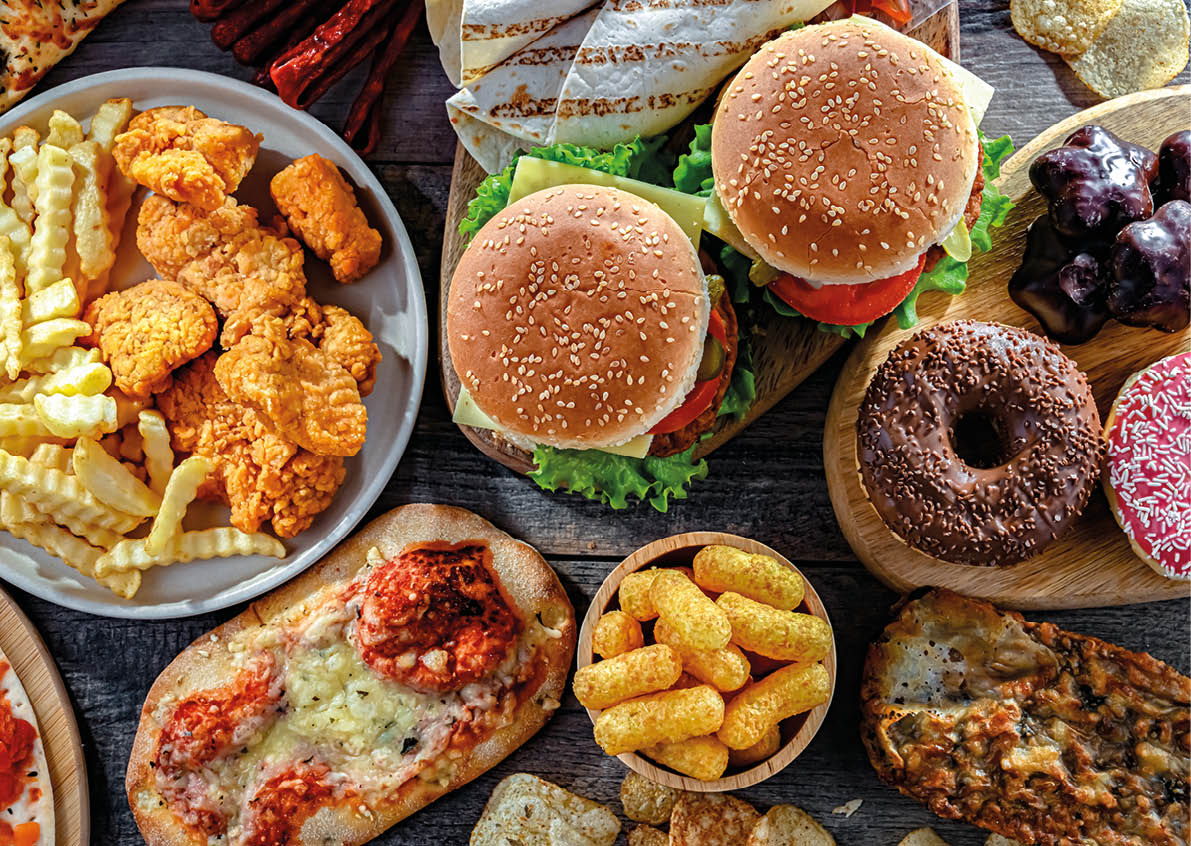 Foods enhancing the risk of cancer. Junk food.