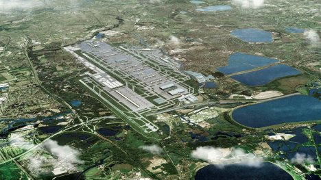Third Heathrow runway ‘crucial’ for NI connectivity