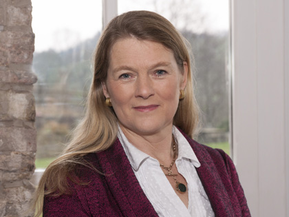 christine%20tacon%20main