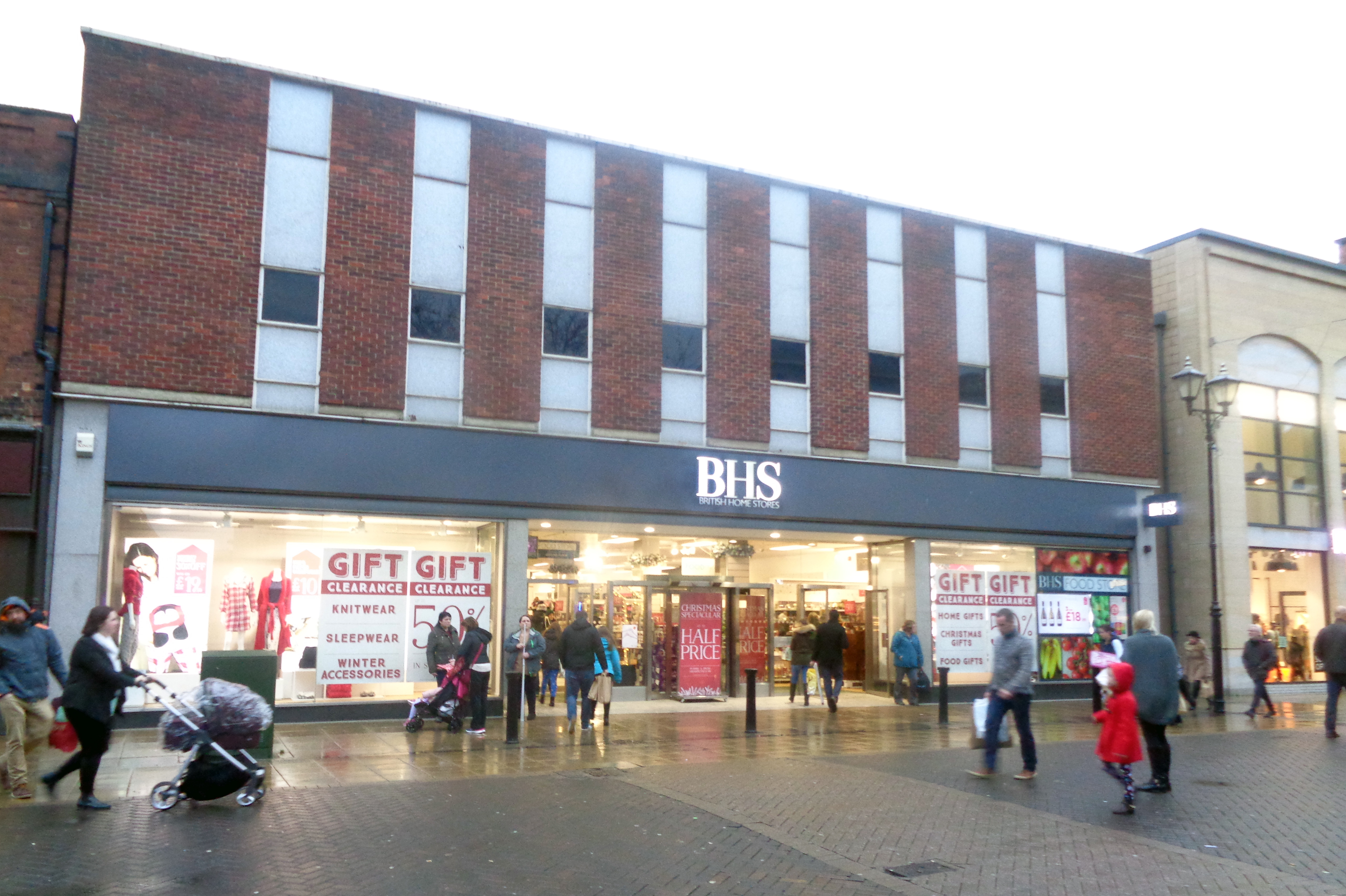 Staff should be concern after damning BHS report