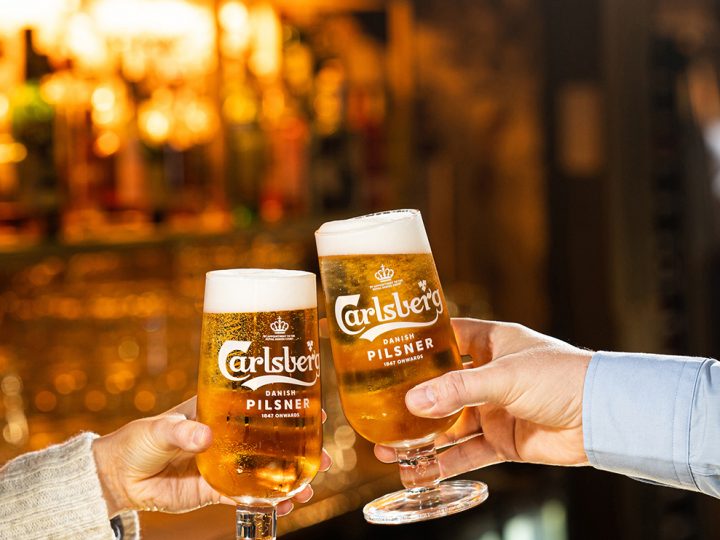 Cheers Carlsberg – Complementary Pints in a random act of kindness