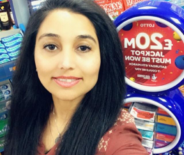 National Lottery Retailers Scoop £30k in Camelot’s Rewards Initiative