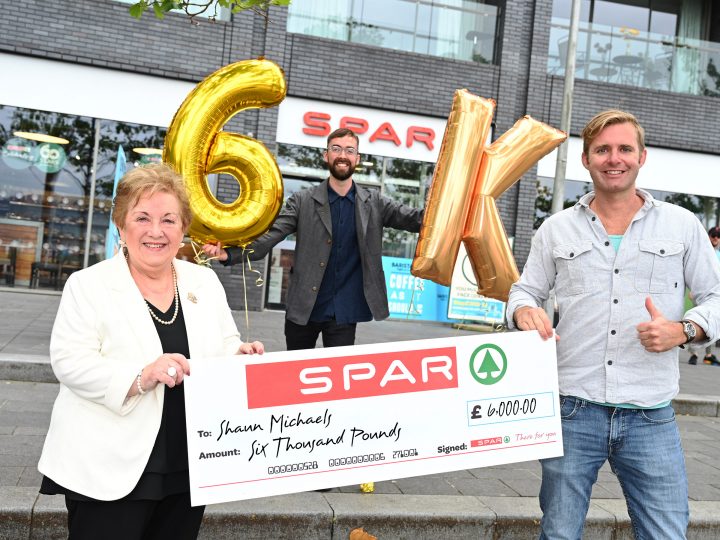 Shopper Shaun bags £6,000 top prize in SPAR’s birthday bonanza giveaway