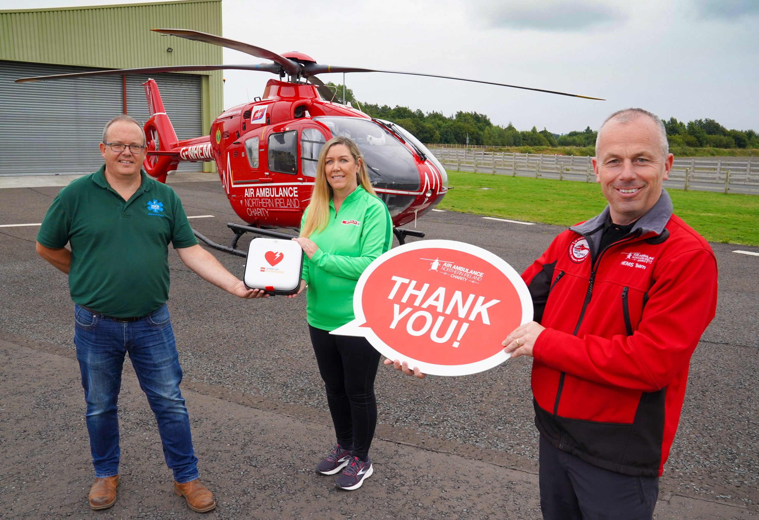 SPAR NI marks Air Ambulance Week with defibrillator donation