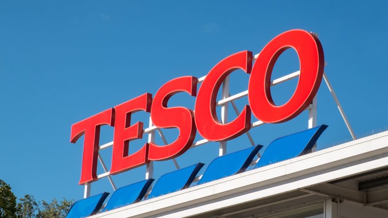 Almost 100,000 sign petition to bring back till staff at Tesco