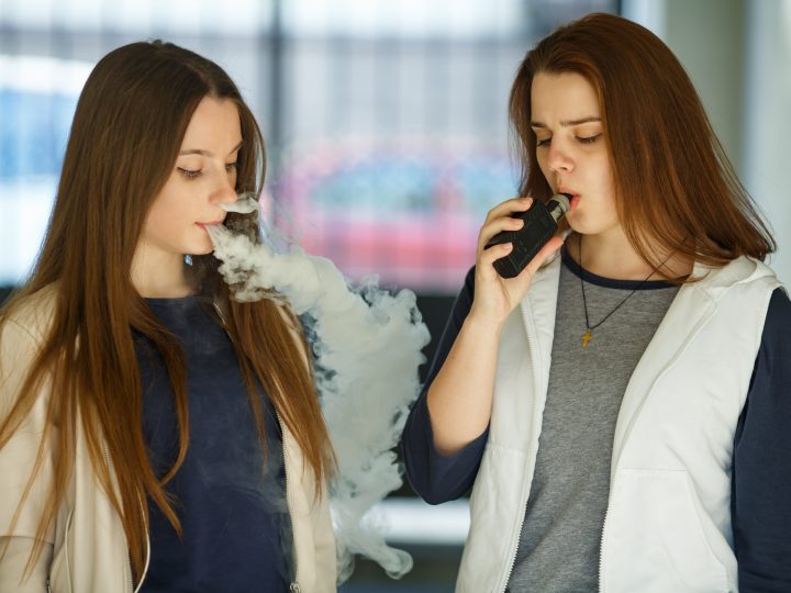Independent retailers back government’s crackdown on vape marketing
