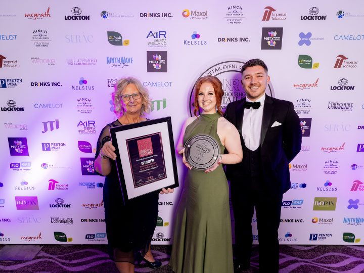 ViVO Essentials Ballygowan staff and store praised as they win Store of the Year Category 1 award