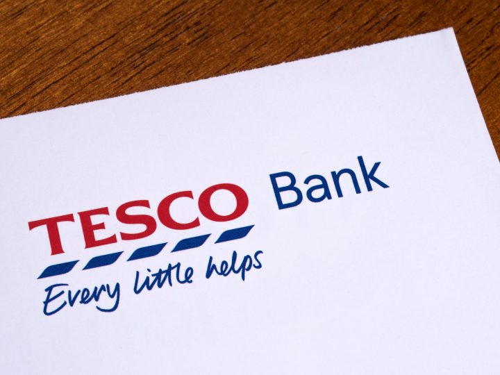 Tesco sells banking operations to Barclay in £600m deal