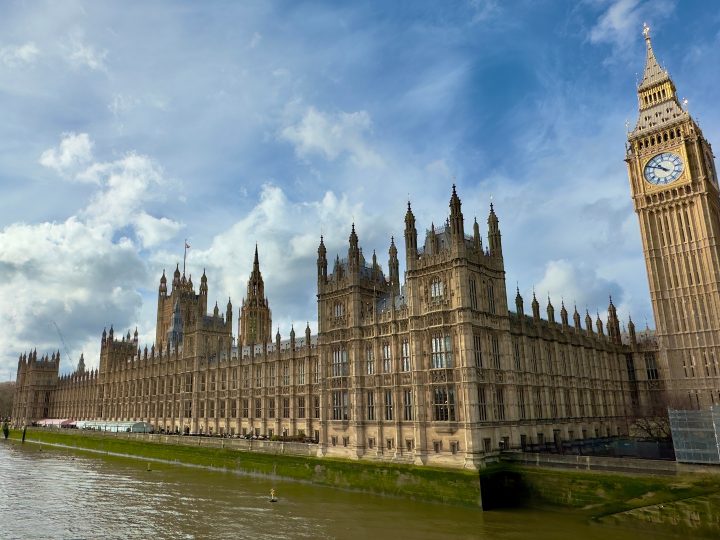 Tobacco & Vapes Bill passes through House of Commons