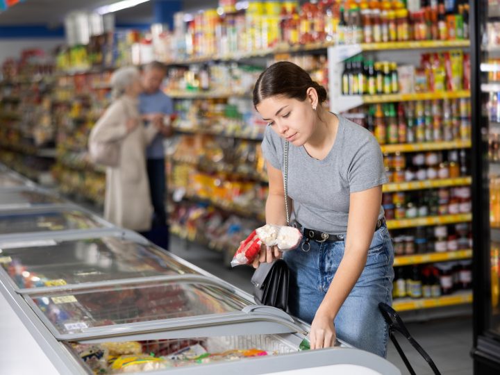 Warmer weather and promotional activity support grocery market growth in NI