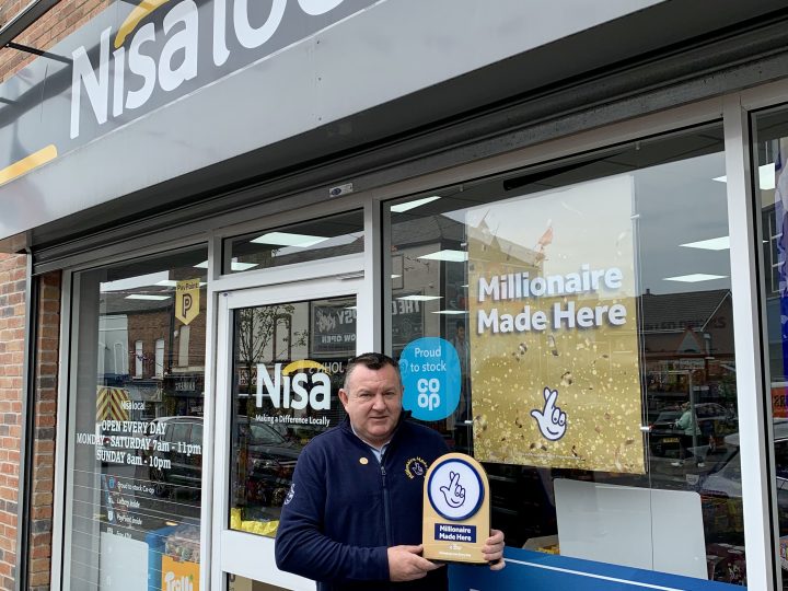 Belfast retailer first in Northern Ireland to scoop Allwyn’s ‘Share the Win’ reward