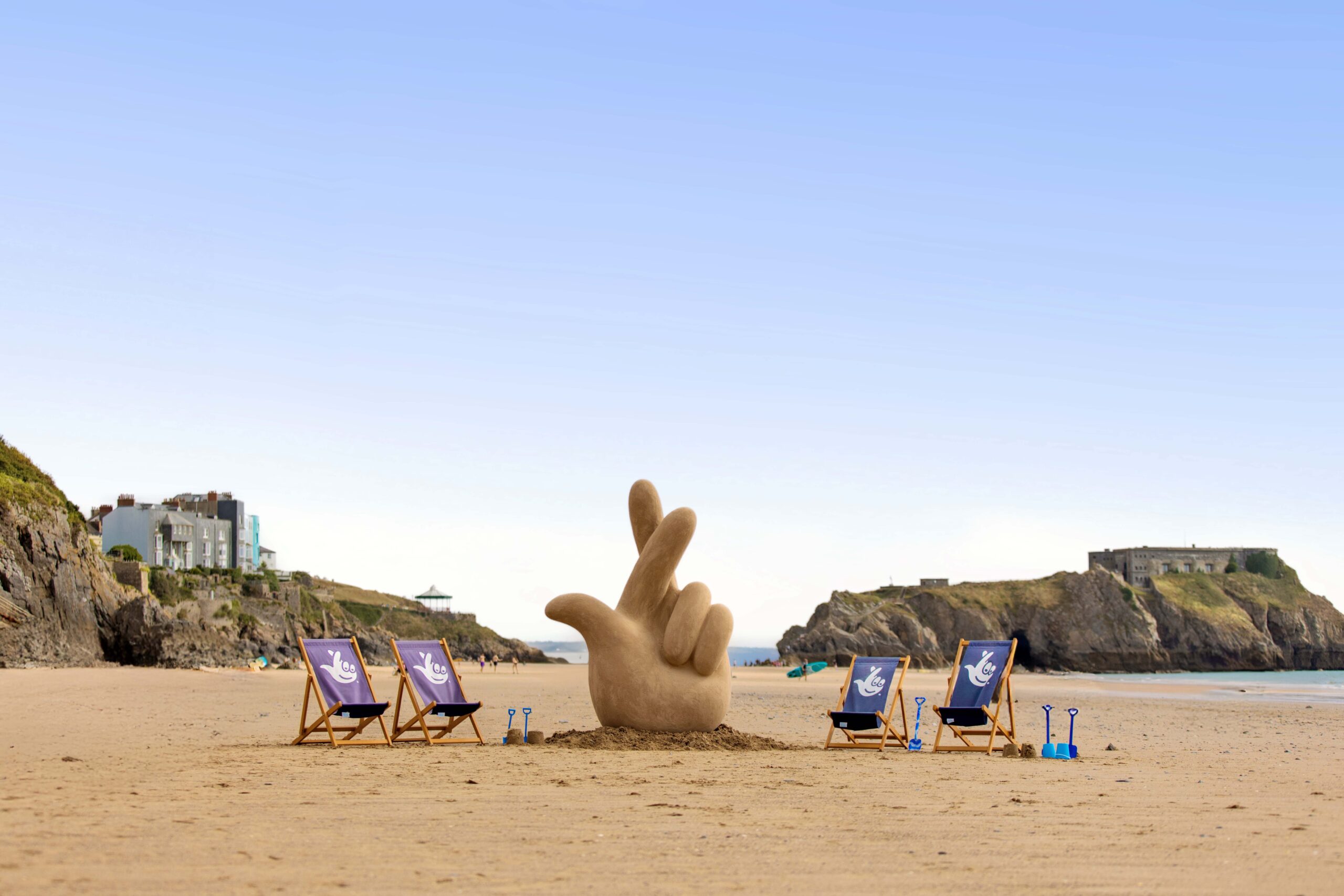 Holidaymakers get the ‘Fingers Crossed Feeling’ as National Lottery sales surge